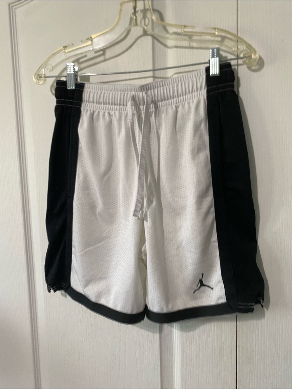 Jordan Men's Black and White Athletic Basketball Shorts